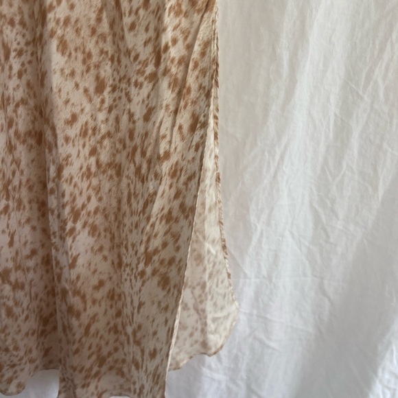 J Crew Y2K Animal Print Slip Skirt with Side slits Beige/White Size Small - Picture 15 of 15
